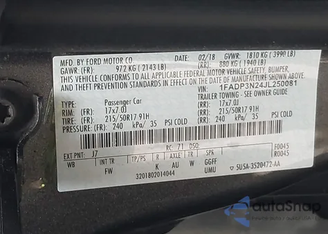 2018 Ford Focus Titanium z USA, uszkodzony, nr VIN 1FADP3N24JL250081